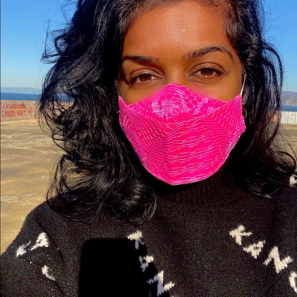 Meet your Posher, Amaliny